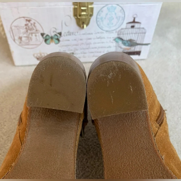 AK Anne Klein Suede bootiesS Brown size 7 - Picture 15 of 16